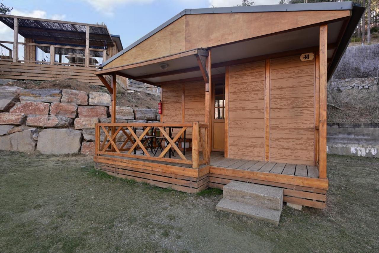 Bungalows Del Camping Pedraforca Saldés Exterior foto