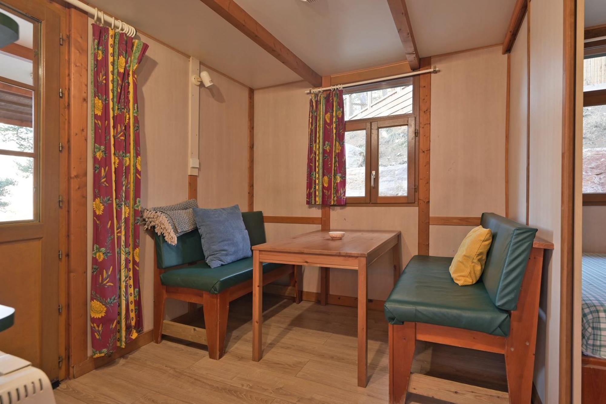 Bungalows Del Camping Pedraforca Saldés Cameră foto