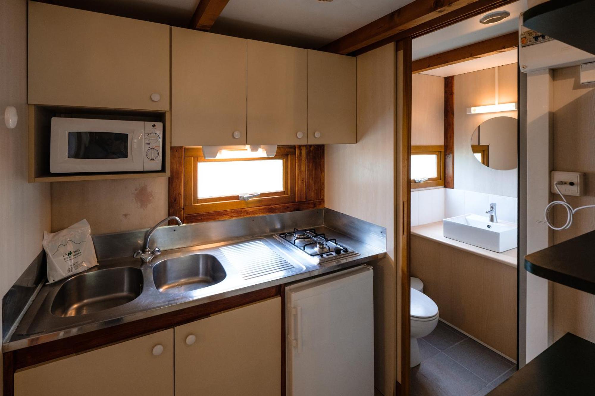 Bungalows Del Camping Pedraforca Saldés Cameră foto